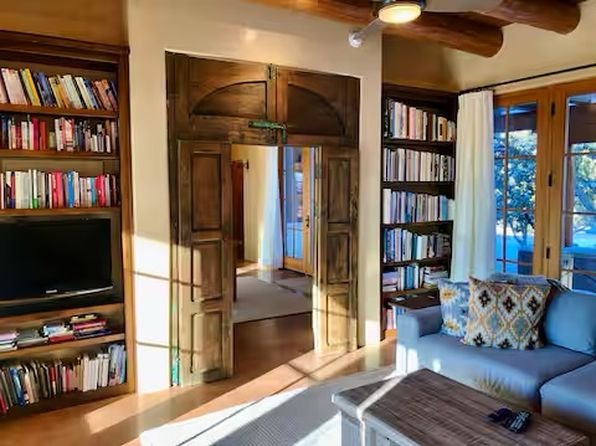 (undisclosed Address)