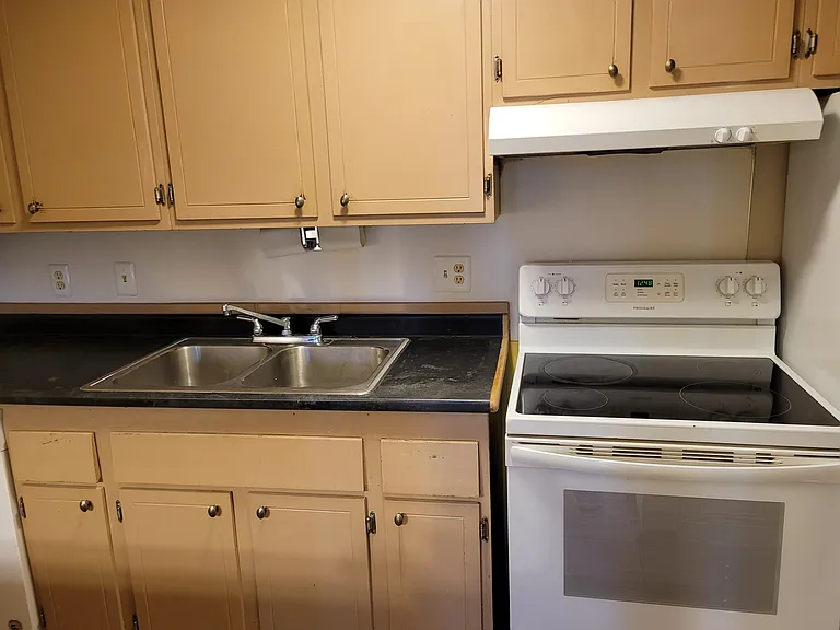 4030 15th Ave S #11C — Photo 9