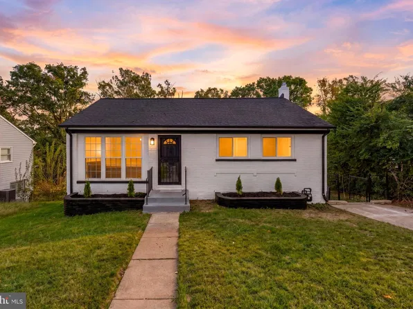 6921 Halleck St, District Heights, MD 20747