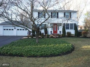 1900 Huntfield Ct, Fallston, MD 21047