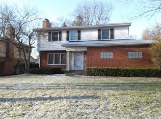 289 E Rockland Rd, Libertyville, IL 60048