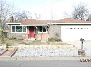 1228 Riviera Dr, Redding, CA 96001