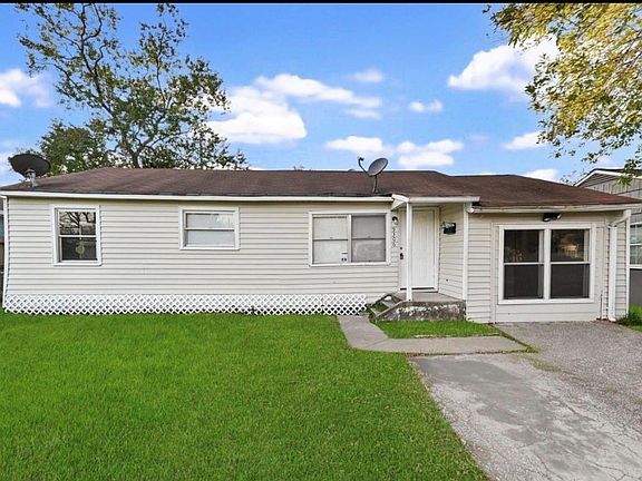 2nd image of 9306 Chesterfield Dr