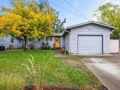 1226 Woodrow Ln, Medford, OR, 97504