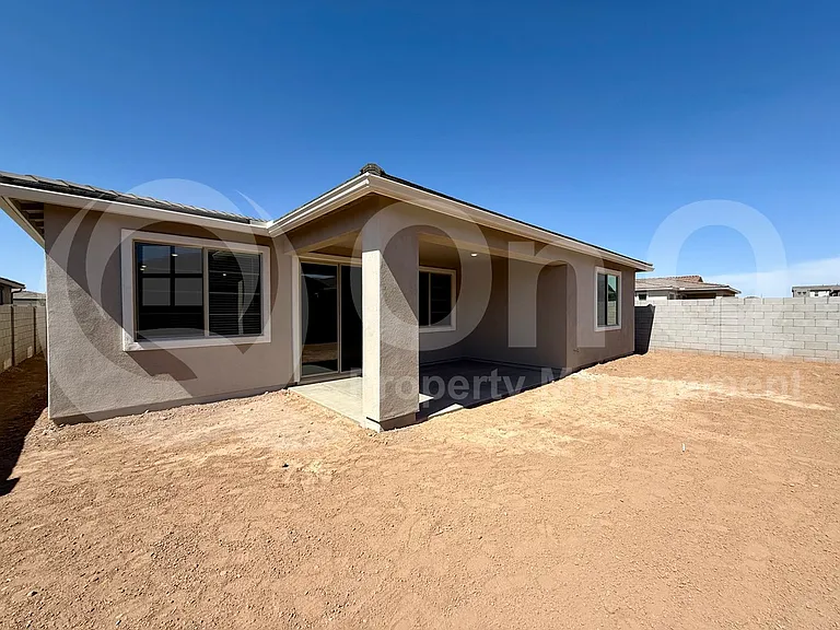 22813 E Starflower Dr — Photo 26