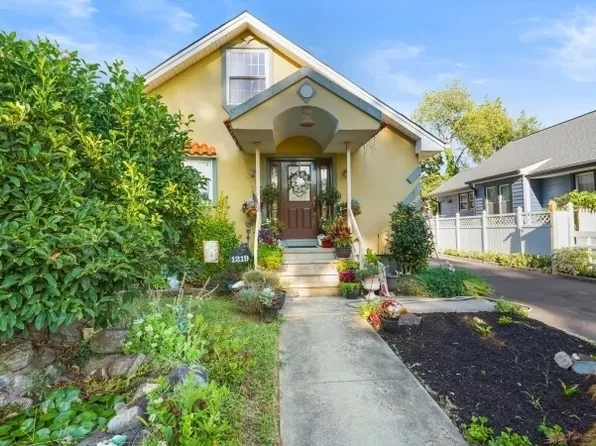 1219 Rose St, Plainfield City, NJ 07060