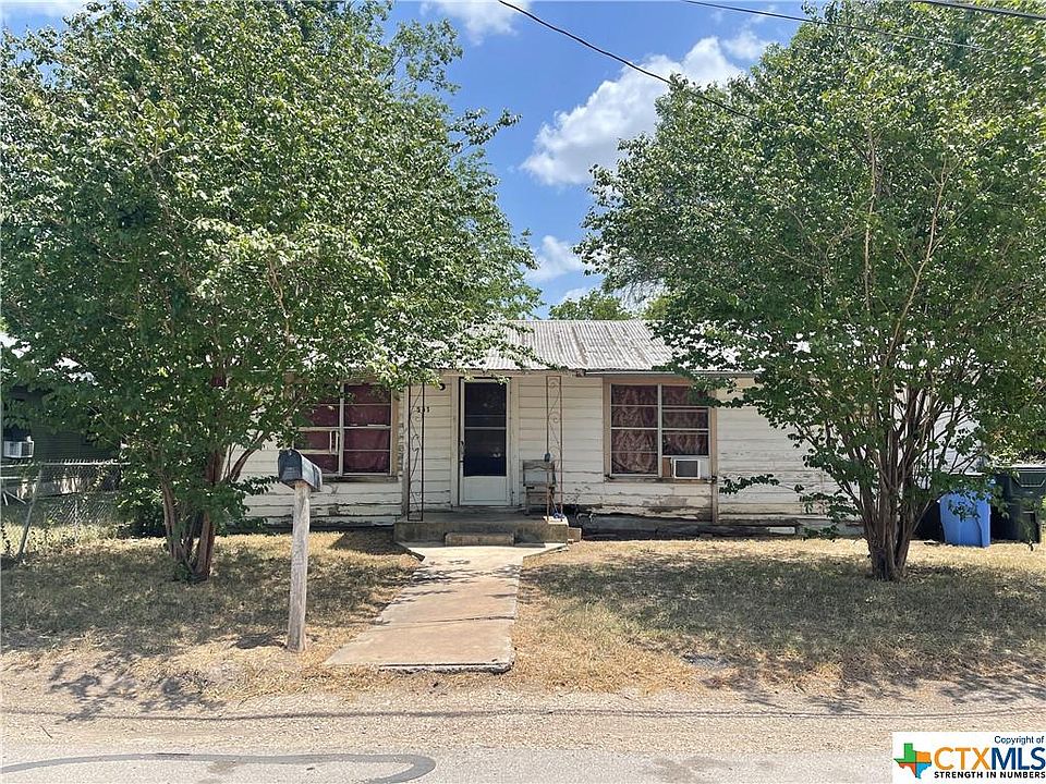 2nd image of 531 Avenue B