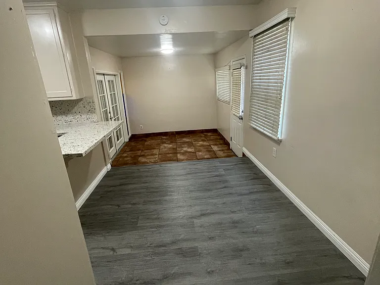 2303 Belle St — Photo 5