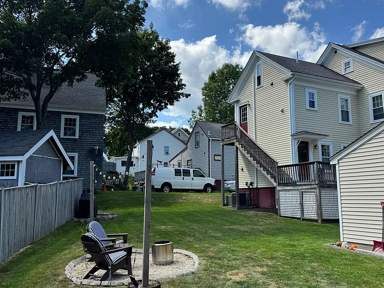 9 Cedar St — Photo 24