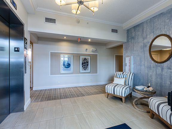 3rd image of 313 Bay Colony Dr N