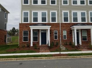 244B Buckeye Cir, White Plains, MD 20646