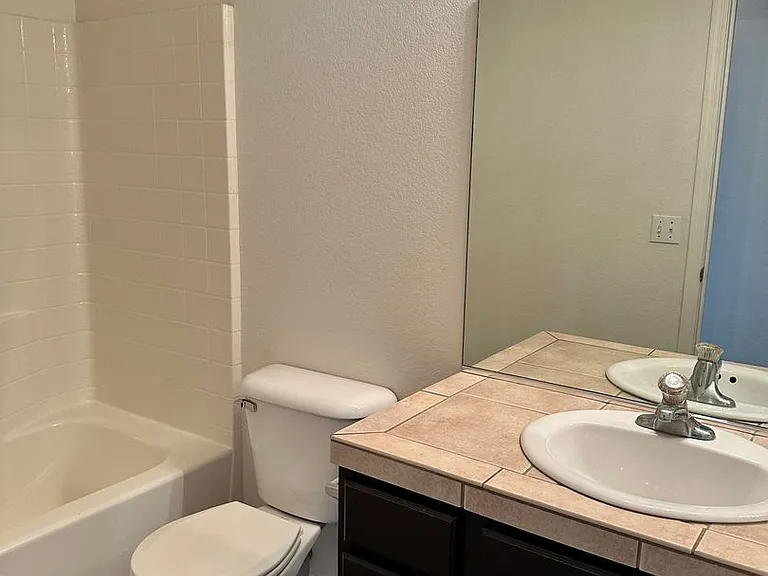 1514 Pebble Dr — Photo 14