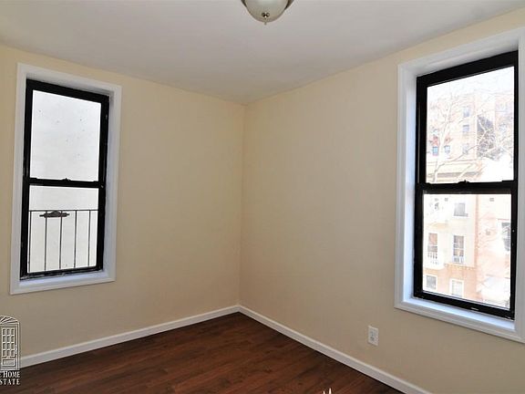 4th image of 4152 49th St APT 7
