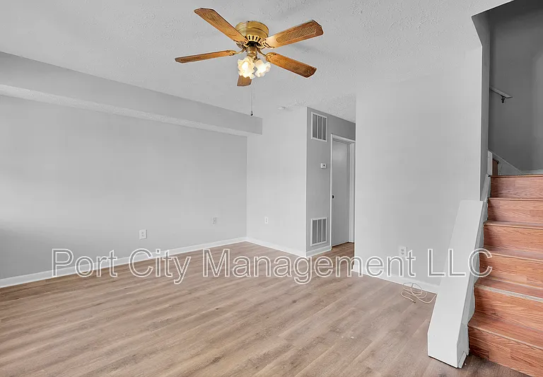 7484 Rabon Ave — Photo 13