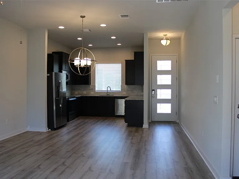 15008 Casbah Dr — Photo 3
