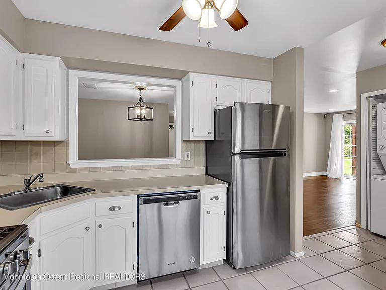 131 Wellington Ct #4-1 — Photo 6