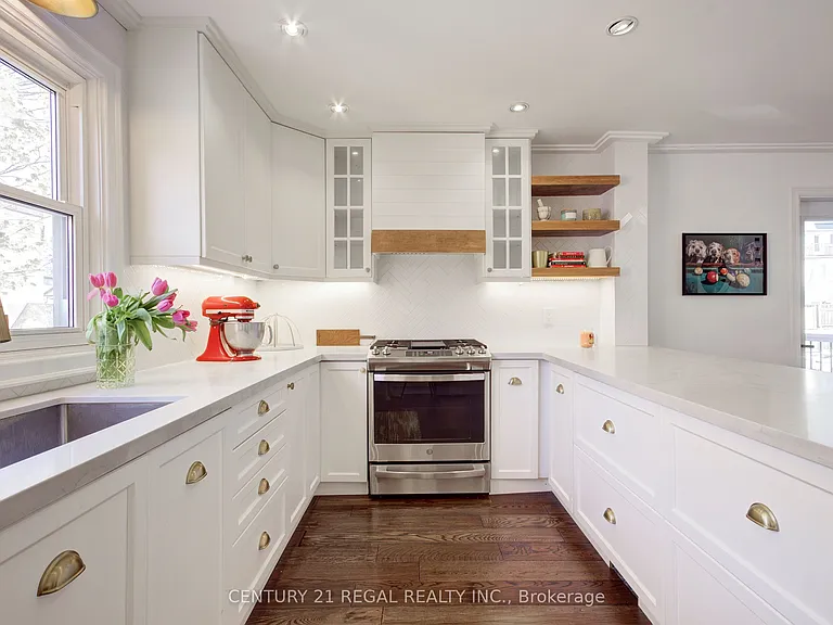 48 Michener Ct — Photo 23