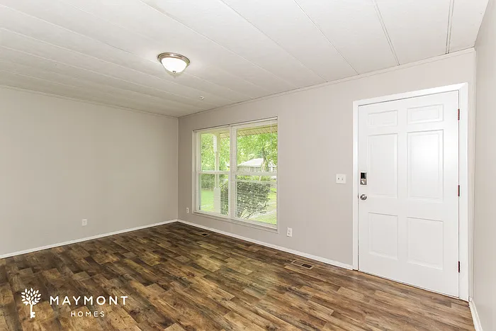 230 Poplar Springs Dr — Photo 3