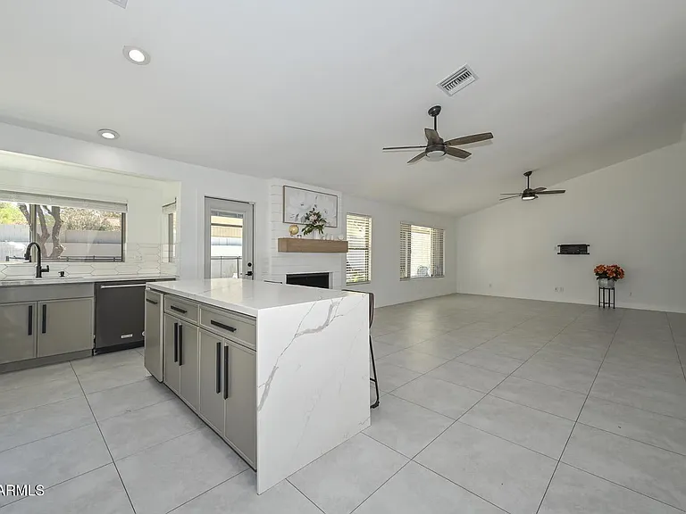 11509 N 109th Way — Photo 21