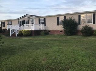 76 Estuary Dr, La Grange, NC 28551