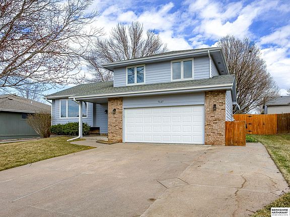 2nd image of 7127 Ivy Lane Dr