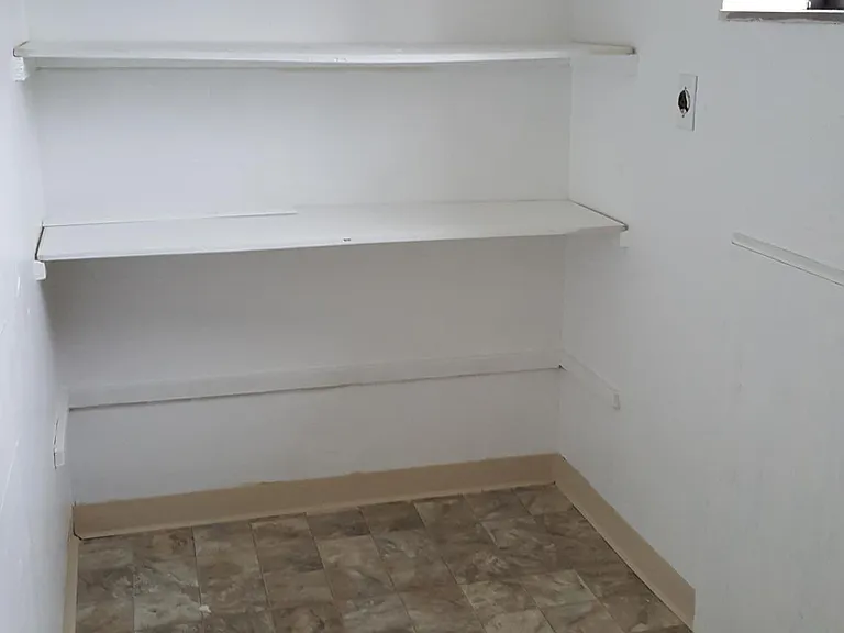 7175 Weil Ave — Photo 12