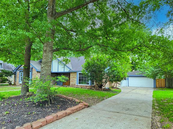 2nd image of 2402 River Village Dr