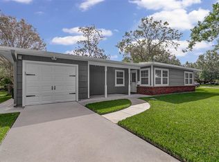 1417 Merry Ln, La Marque, TX 77568