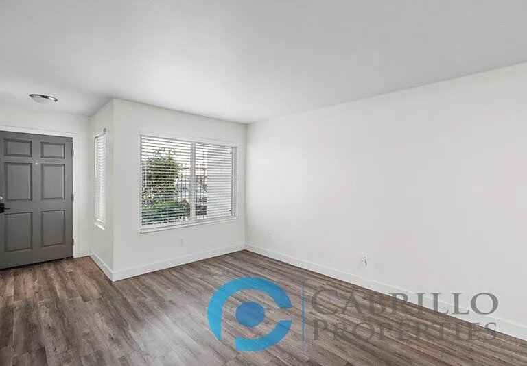 1016 Hornblend St #1 — Photo 6