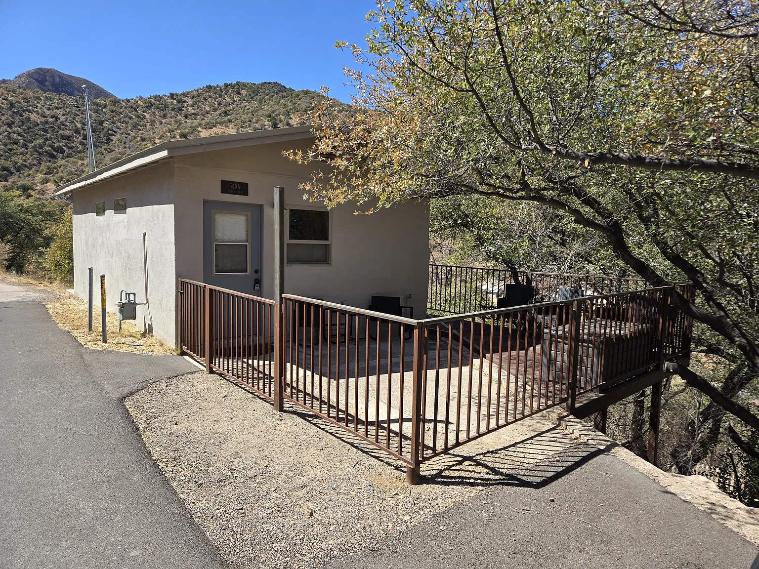 Adams Ave, Bisbee — Photo 2