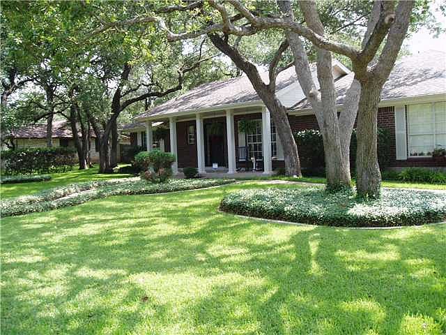 1st image of 201 Prize Oaks Dr