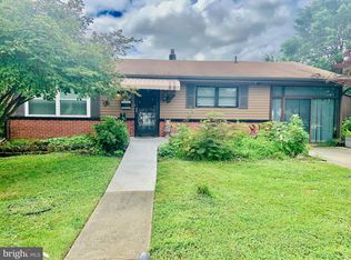 220 Cardinal Ln, Mount Holly, NJ 08060