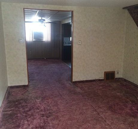 3rd image of 4509 Oakmont St