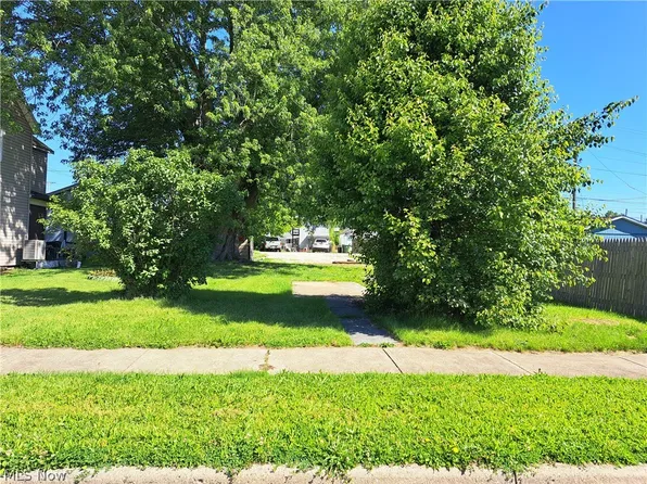 1413 Beckett Ave, Cambridge, OH 43725