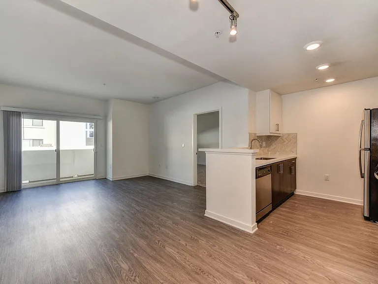 1446 Sunset Residences LLC — Photo 21