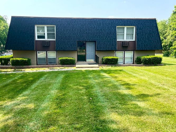 1st image of 254 Mayfield Ave #C