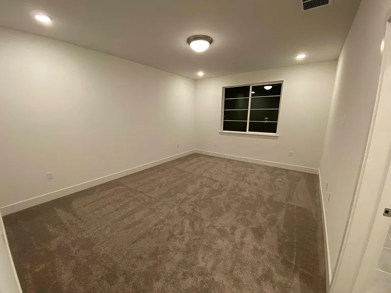 Master bedroom-4