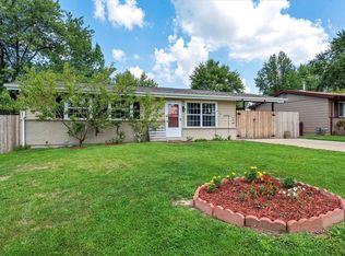 11935 Midvale Dr, Maryland Heights, MO