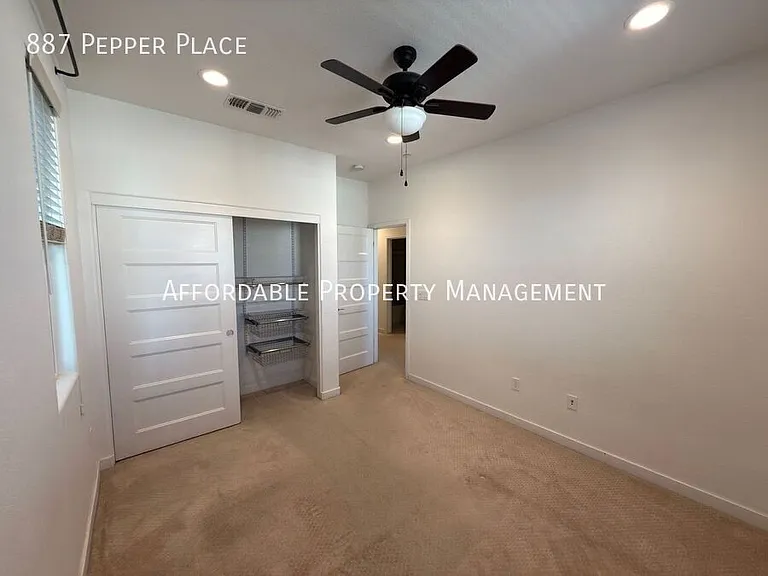 887 Pepper Pl — Photo 16