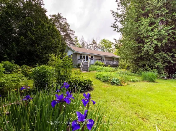 550 Huron Rd N, South Bruce Peninsula, ON N0H 2T0