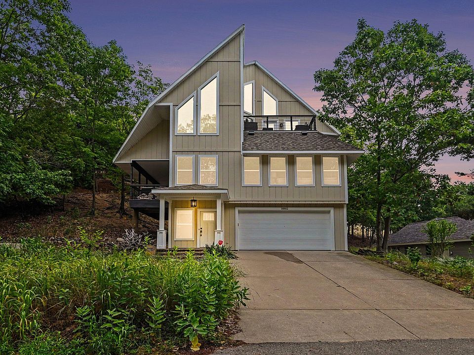 1st image of 18882 Piney Point Dr