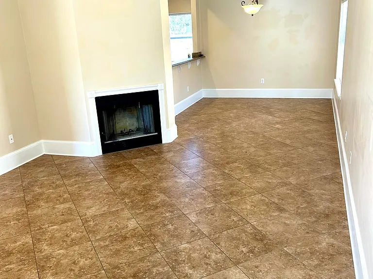 3609 Reeves Ln — Photo 3