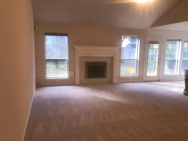 5327 Devon Green Dr — Photo 7