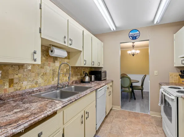 4333 San Ernesto Ave #W304, Anchorage, AK 99508