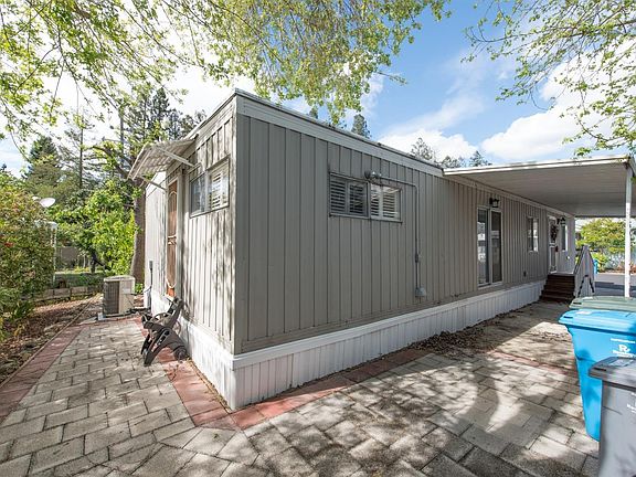 4th image of 213 Redwing Drive