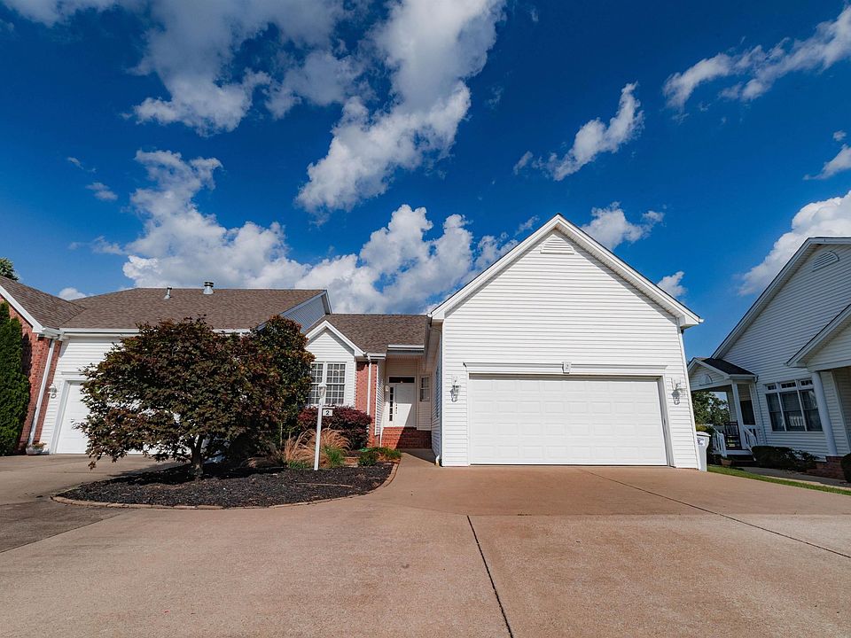 1st image of 2 Village Dr E