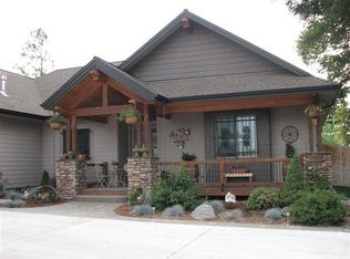 2630 SW Wickiup Ave, Redmond, OR 97756