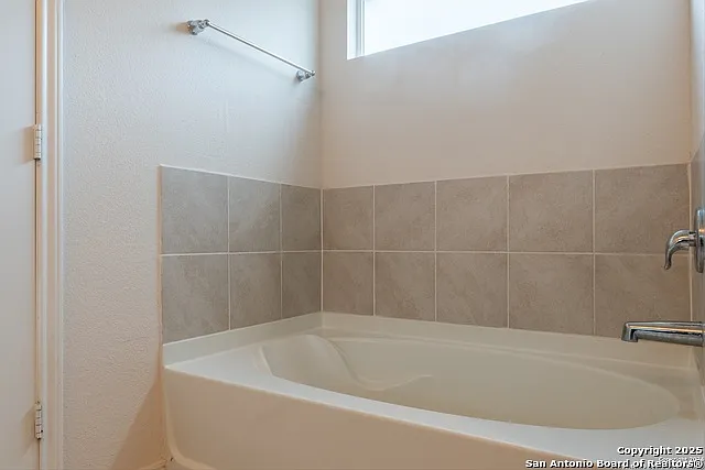 6847 Kingsley Edge — Photo 19