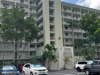 2240 N Cypress Bend Drive #204, Pompano Beach, FL, 33069