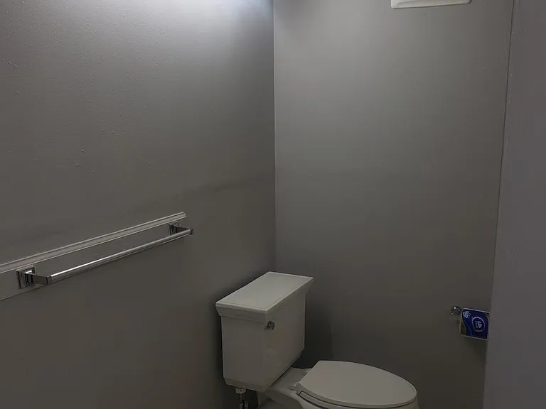 Bathroom Unit 12